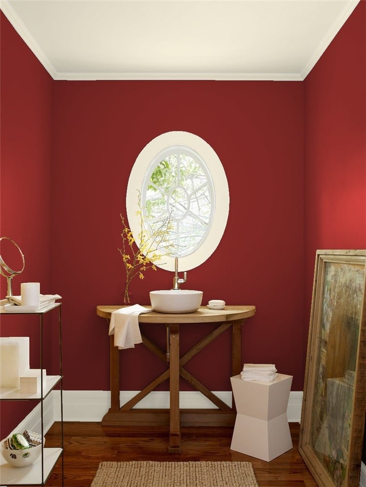 Benjamin Moore colour of the year Calient in small bathroom or powder room. Image via Benjamin Moore. Info Kylie M Interiors colour blog. REd paint colour