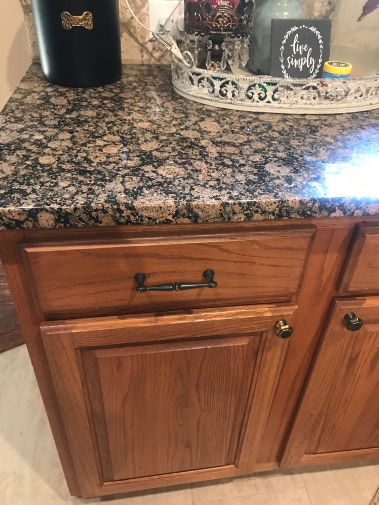 what color paint goes with baltic brown granite