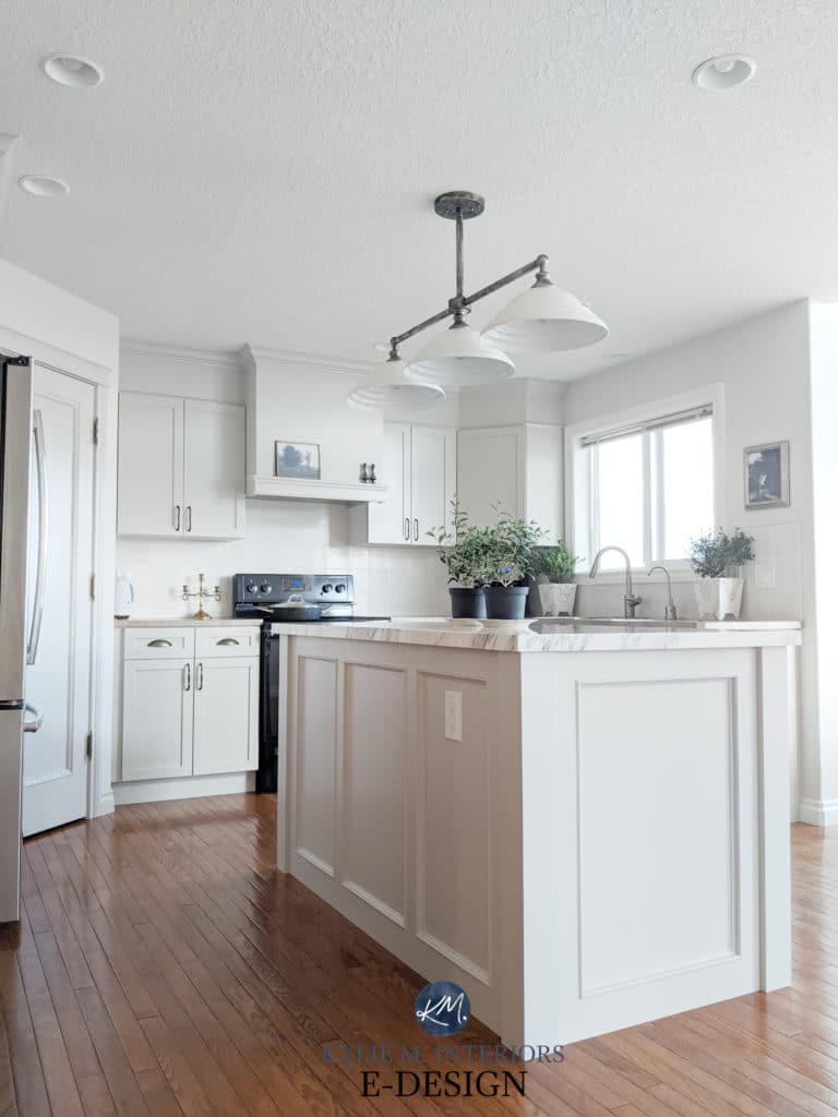 Painted maple wood kitchen cabinets. Sherwin Williams Agreeable Gray and Benjamin Classic Gray, Kylie M INteriors edesign
