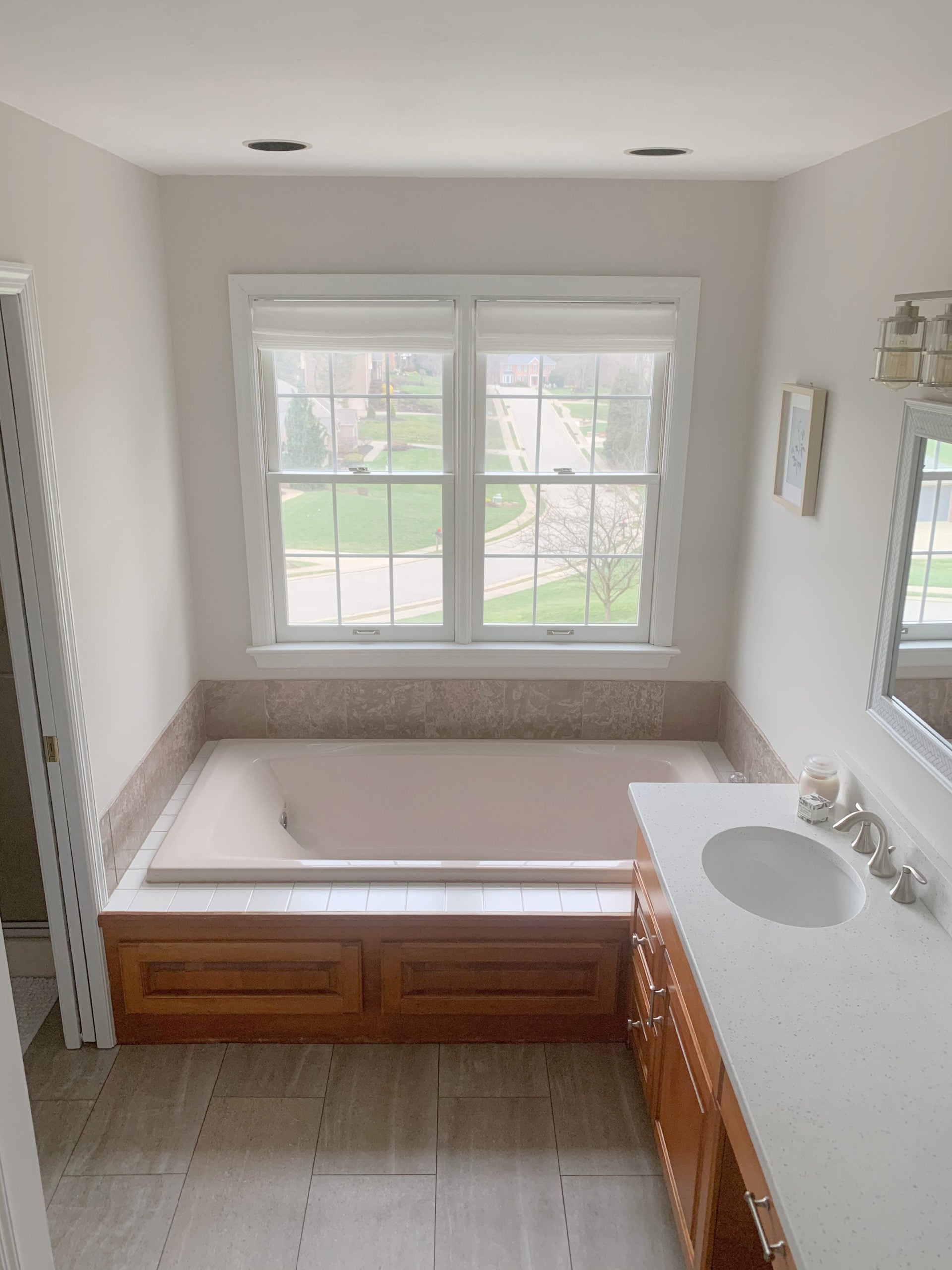 The 12 Best LIGHT Taupe & Greige Paint Colors (Benjamin/Sherwin)