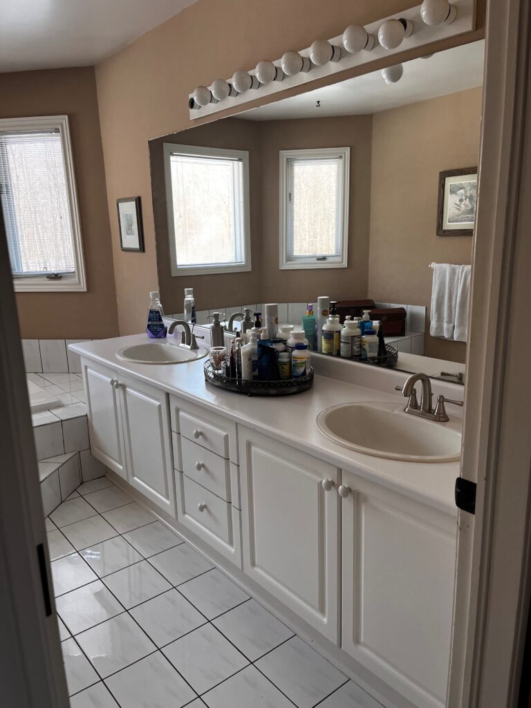 1990S BATHROOM BEFORE UPDATE IDEAS, WHITE TILE, THERMOFOIL CABINETS, LAMINATE COUNTERTOP (3)