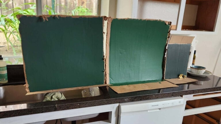 Hunter green paint color samples