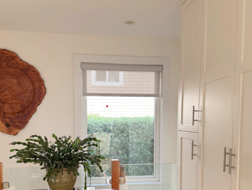 do my whites need to match or be the same. Benjamin Moore Cloud White walls and cabinets, builders white ceiling and trim in staircase and landing