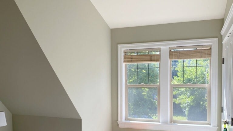 Best light green paint colors like benjamin moore spaninsh olive in south-facing light